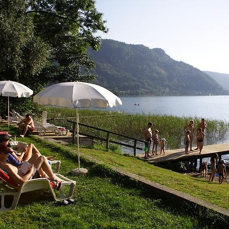 Seehaus Karantanien am Ossiacher See Bagian luar foto