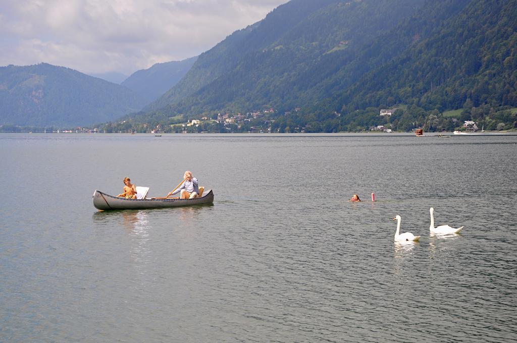 Seehaus Karantanien am Ossiacher See Bagian luar foto