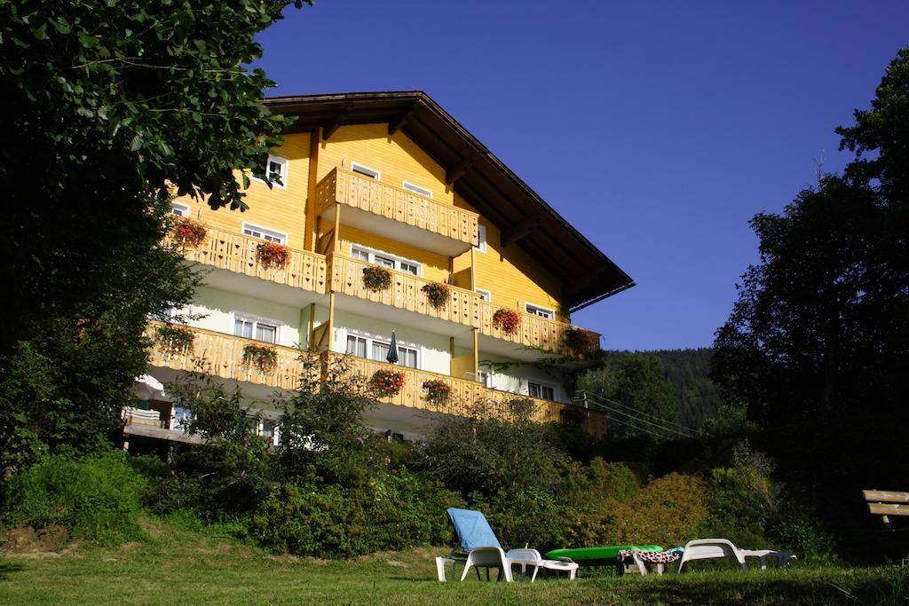 Seehaus Karantanien am Ossiacher See Bagian luar foto