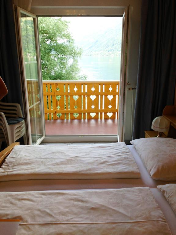 Seehaus Karantanien am Ossiacher See Ruang foto